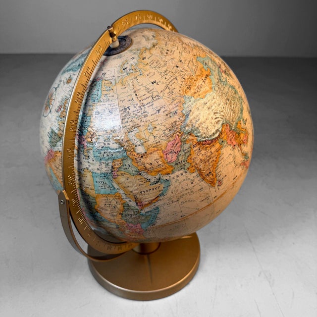 1980s Vintage Japanese World Classic Relief Globe from Replogle, 1980s For Sale - Image 5 of 18