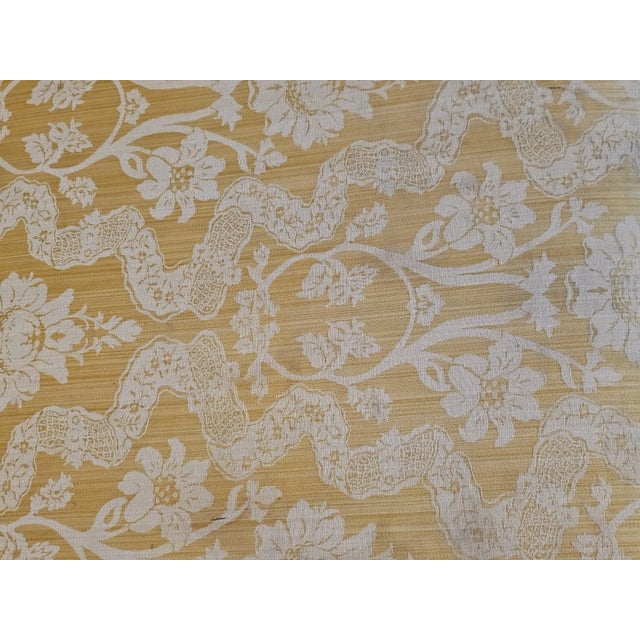 Wood Mid 20th Century Kittinger Williamsburg Mahogany Chippendale Sofa Yellow Silk Schumacher Fabric For Sale - Image 7 of 12