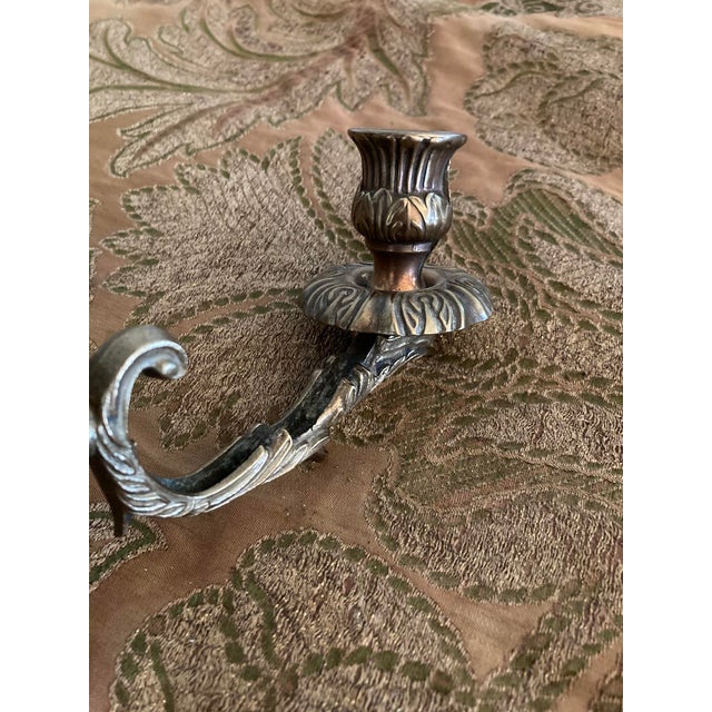 Ornate Vintage Brass Mirrored Wall Sconce - Hollywood Regency Style For Sale - Image 11 of 15