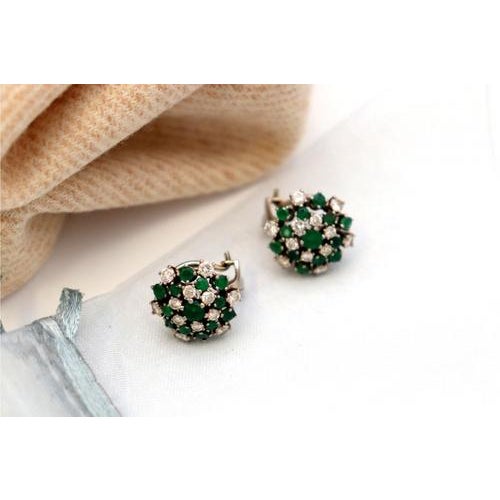 White Gold Shower-Shaped Earrings with Brilliant-Cut Diamonds, Set of 2 For Sale - Image 4 of 10