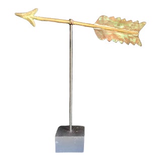 Vintage American Arrow Weathervane on Stand For Sale