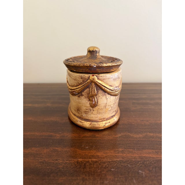 Hollywood Regency Italian Giltwood Lidded Box For Sale - Image 10 of 13