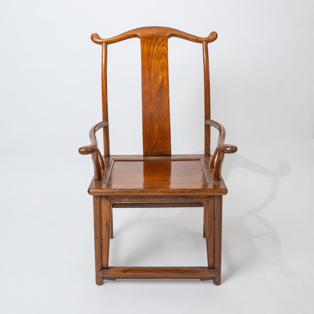 Pair of Chinese Ming-Style Horseshoe Armchairs in Solid Elm, Mid-20th Century For Sale - Image 12 of 16