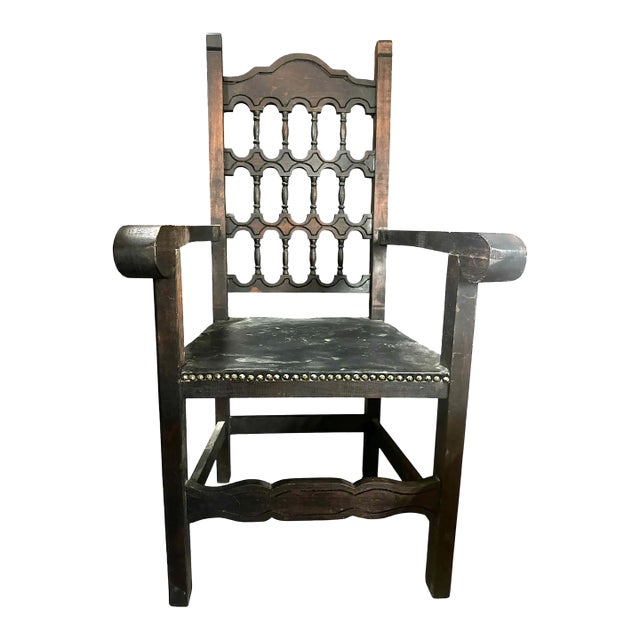 Vintage Spanish Colonial Rustic Style Mexican Pine and Leather Armchair - Circa Mid 20th Century For Sale