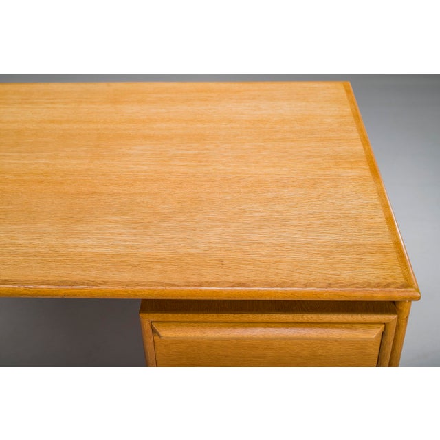 Mid-Century Oak Freestanding Desk from GV Møbler, 1970s For Sale - Image 4 of 18