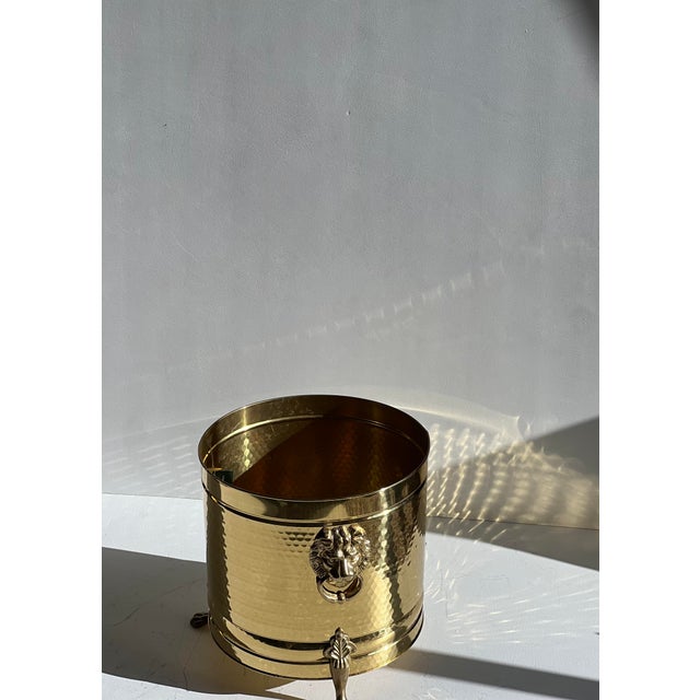 Pair of Large Vintage Brass Lion Head Planters, Attributed to Bristol Brass, Hollywood Regency For Sale - Image 10 of 15