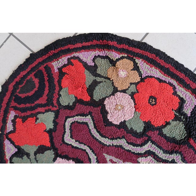 1900s, Handmade Antique American Hooked Rug 2.4' X 4.2' For Sale - Image 4 of 7