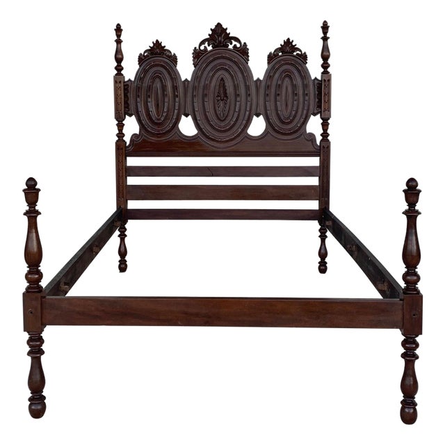 Early 20th Carved Medallions Full Bed, Original Four Poster Lisbon Bed For Sale