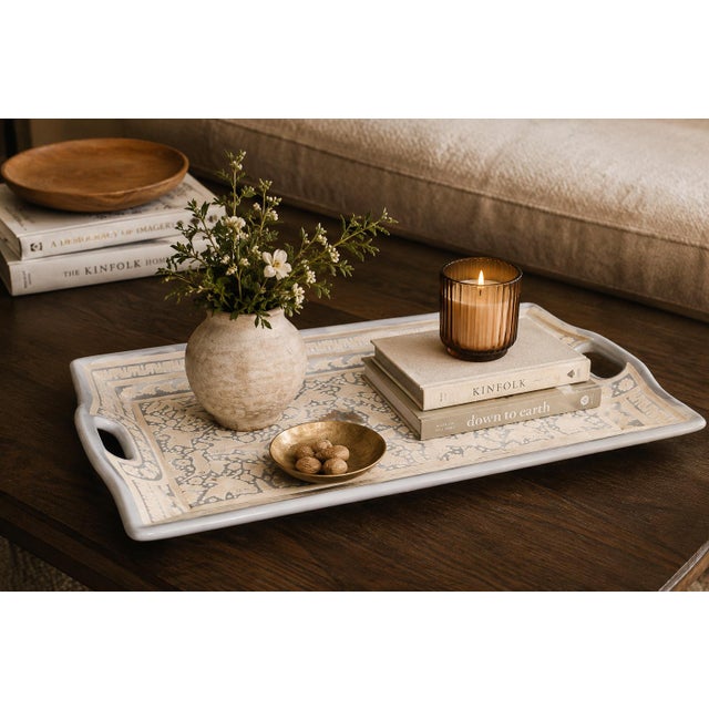 2020s Large "Hummingbird" Decorative Tray, Lacquered Wood, Ensamble Artesano, 2024 For Sale - Image 5 of 12
