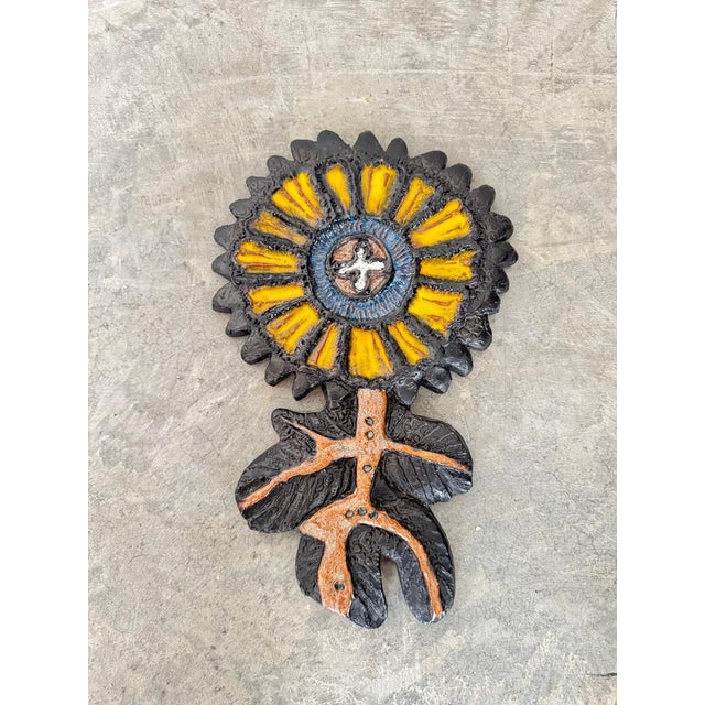 1970s Ceramic Flower Wall Sculpture by Elisabeth Vandeweghe for Perignem, 1960s For Sale - Image 5 of 12