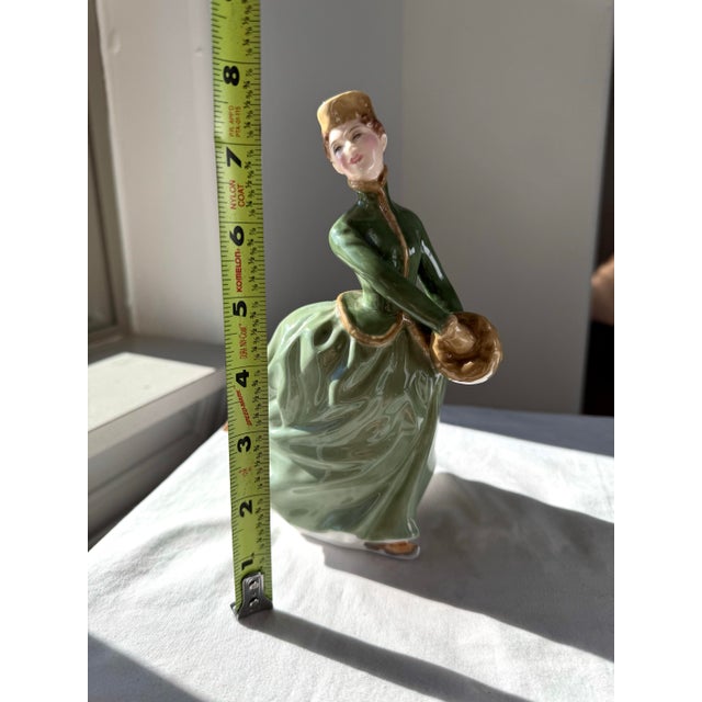 Asparagus Mid 20th Century Royal Doulton Figurine ~ “Grace” ~ Hn 2318 For Sale - Image 8 of 11