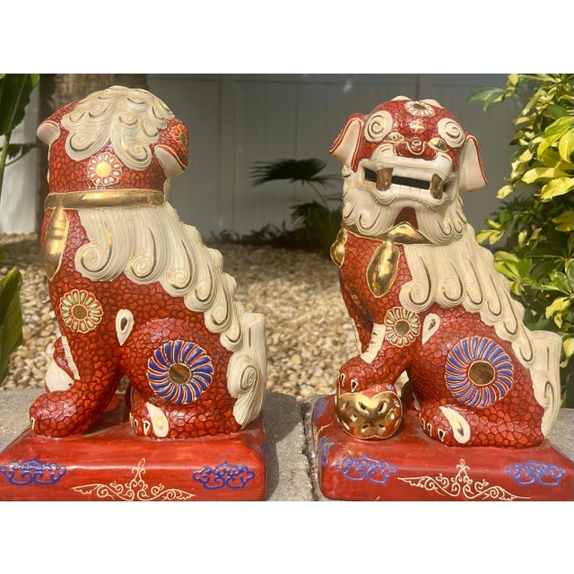 Pair of Vintage Japanese Kutani Porcelain Foo Dog Statues For Sale In Orlando - Image 6 of 12