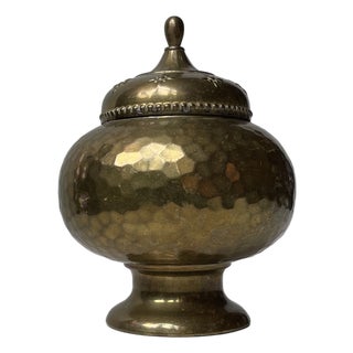 Art Deco Italian Tea Jar in Hammered Brass, 1940s For Sale