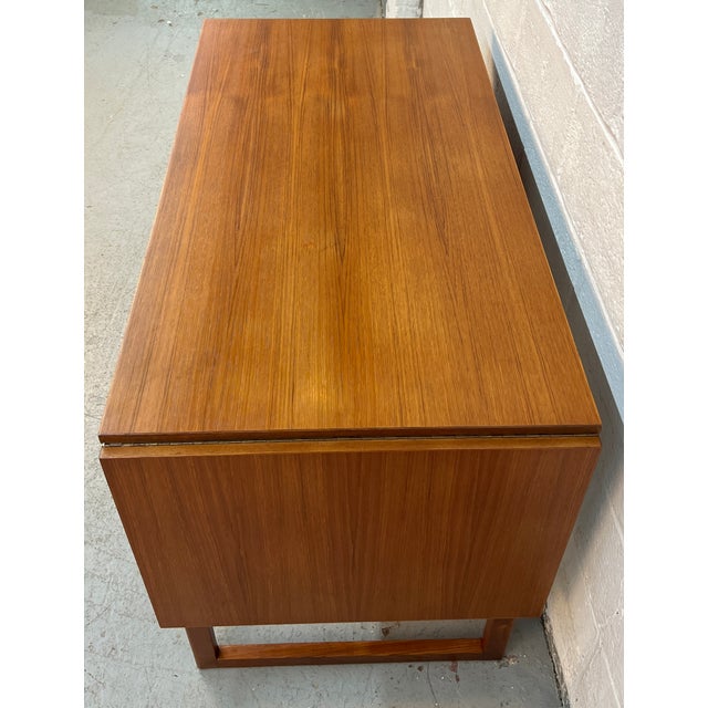 Mid-Century Modern Danish Extending Drop-Leaf Teak Desk For Sale In New York - Image 6 of 17