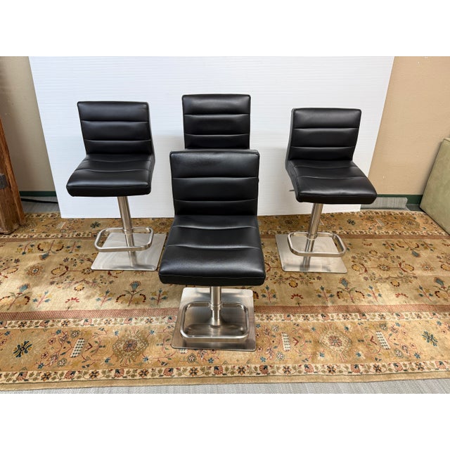 Design Plus Gallery presents a Set of Four of the Lush Bar Stools from Zuri Furniture. Each stool has a generously padded...