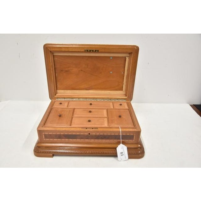 Chestnut 1940s Large Hand Made Parquetry Inlaid Wood Cigar Humidor For Sale - Image 8 of 13