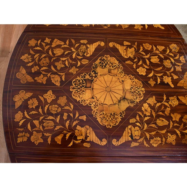 1900s Antique Dutch Marquetry Mahogany Pembroke Drop-Leaf Coffee Table For Sale - Image 4 of 16