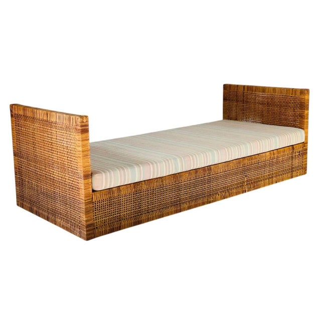 Mid-Century Modern Danny Ho Fong for Tropi-Cal Basket Weave Cane Daybed, 1965 For Sale - Image 3 of 10