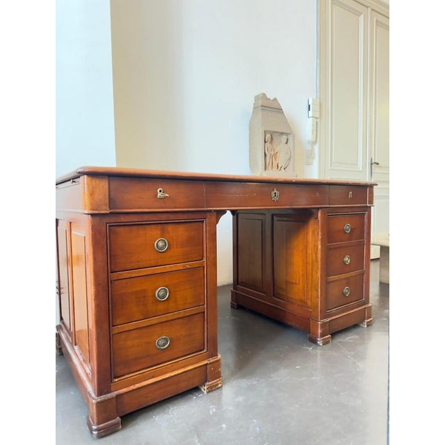 Antique English Victorian Partners Desk with Dual Functionality, 1880 For Sale - Image 11 of 17