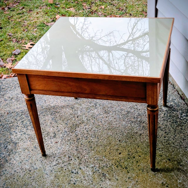 Henredon 1970s Lovely Neoclassical Henredon One Drawer Stand Gold Glass Top For Sale - Image 4 of 9