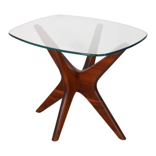 1960s Attributed to Adrian Pearsall for Craft Associates 1618-Te Jacks Side Table in Walnut For Sale