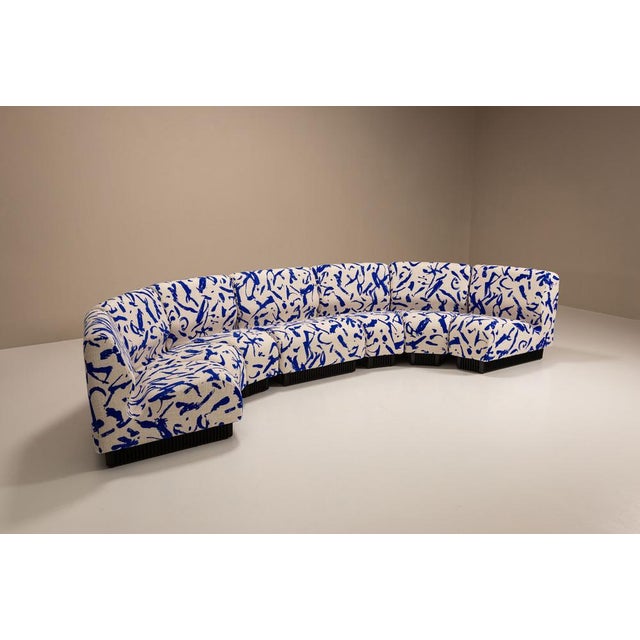 Designed with a vision of comfort that shaped the future of furniture, Don Chadwick’s modular seating system for Herman...