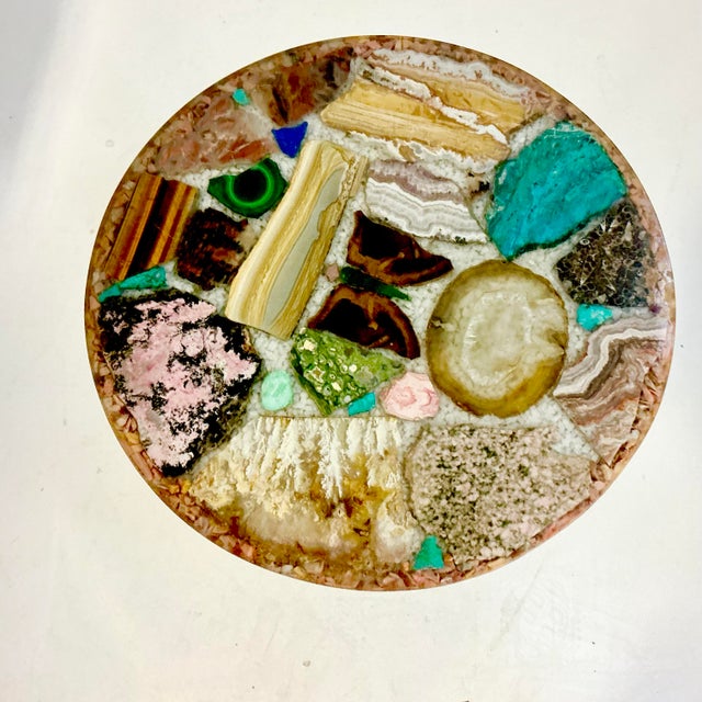 1950s Vintage Folk Art Boho Chic Lucite Encased Semi-Precious Stones Drinks Table With Butterfly Design For Sale - Image 6 of 17
