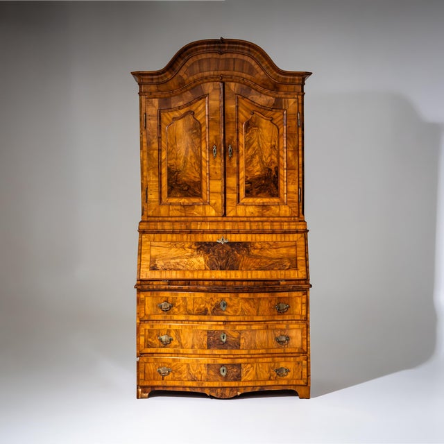 Baroque Secretaire with Upper Cabinet in Walnut, 1700s For Sale - Image 10 of 10