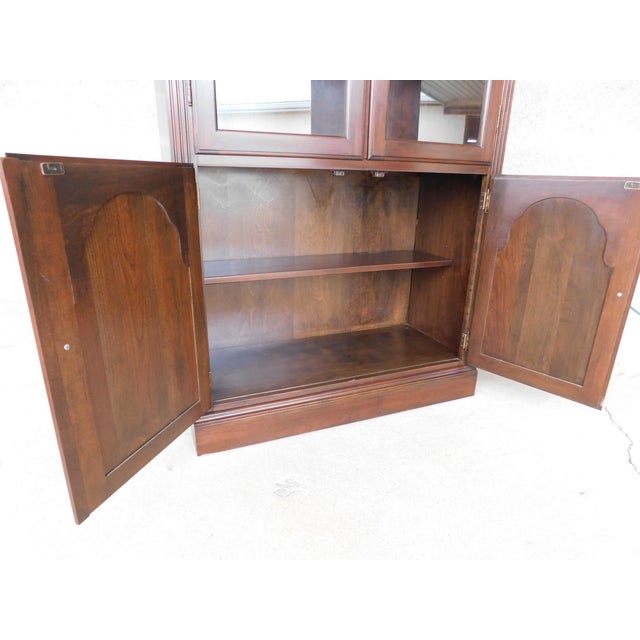 Traditional Ethan Allen Georgian Court Cherry Display Lighted Wall Cabinet 119210 ( a ) For Sale - Image 3 of 12