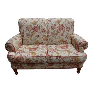 1980s Hickory Hill High Back Red & Gold Bold Floral Loveseat with Wooden Feet For Sale