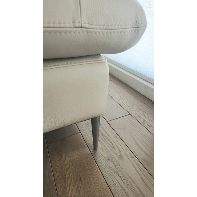 Modern Pebble Grain Leather Sectional Sofa With Right Facing Chaise For Sale - Image 9 of 11