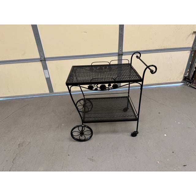 Vintage Mid Century Modern Salterini Style Outdoor Iron Bar Cart on Wheels Offered is a very cool Outdoor Iron bar cart In...