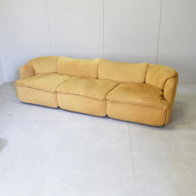 Ochre Suede Three-Seater Modular Sofa by Alberto Rosselli for Saporiti, Italy, 1970s For Sale - Image 12 of 12