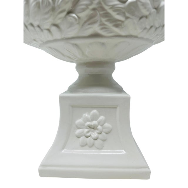 Large Vintage 1970s Italian Blanc De Chine Swan Handled Urn – 16" For Sale In Tampa - Image 6 of 16