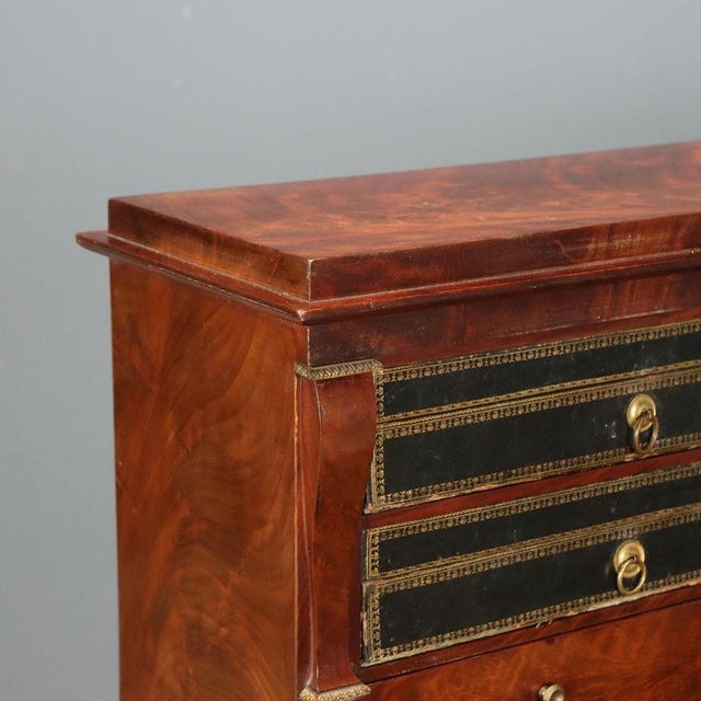 Napoleon III Desk in Mahogany For Sale - Image 5 of 14