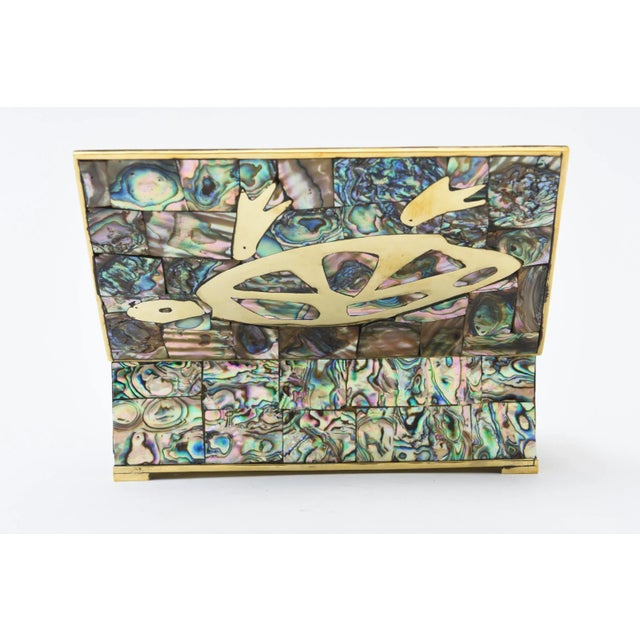 Vintage Restored MCM Brass Turtle, Abalone and Rosewood Hinged Box, 1950's For Sale In Miami - Image 6 of 13