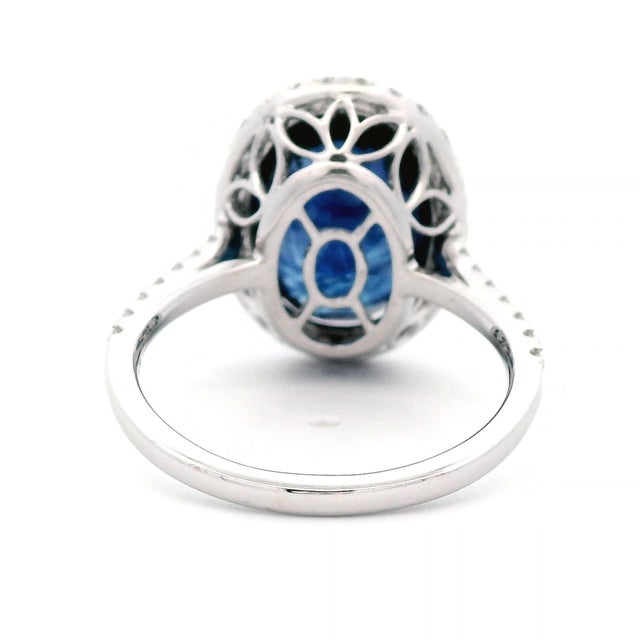 Alexander Beverly Hills Gia 6.79ct Oval Ceylon Sapphire & Diamond Ring 18k, Size 6.75 For Sale - Image 4 of 4
