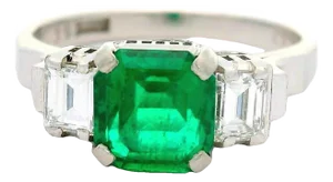 1.26 Carat Old-Mine Colombian Emerald Diamond Platinum Three-Stone Ring, Gia, Size 6.25