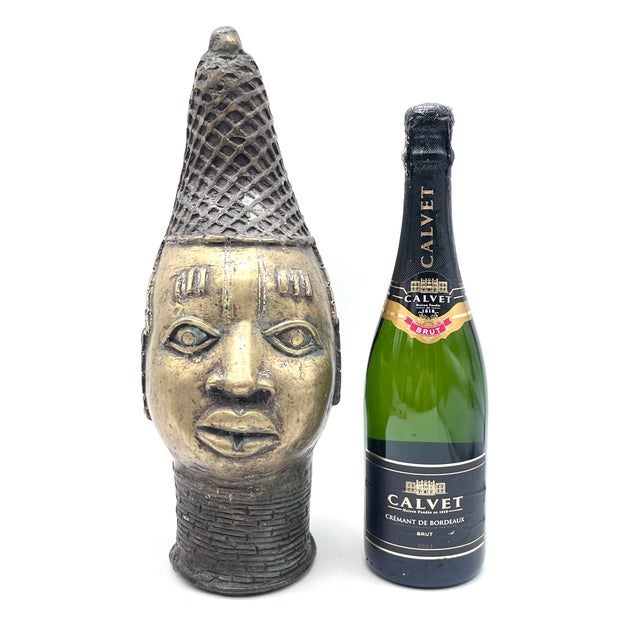 Brown Nigerian Artist, Large Benin Memorial Head Sculpture, 20th Century, Bronze For Sale - Image 8 of 18