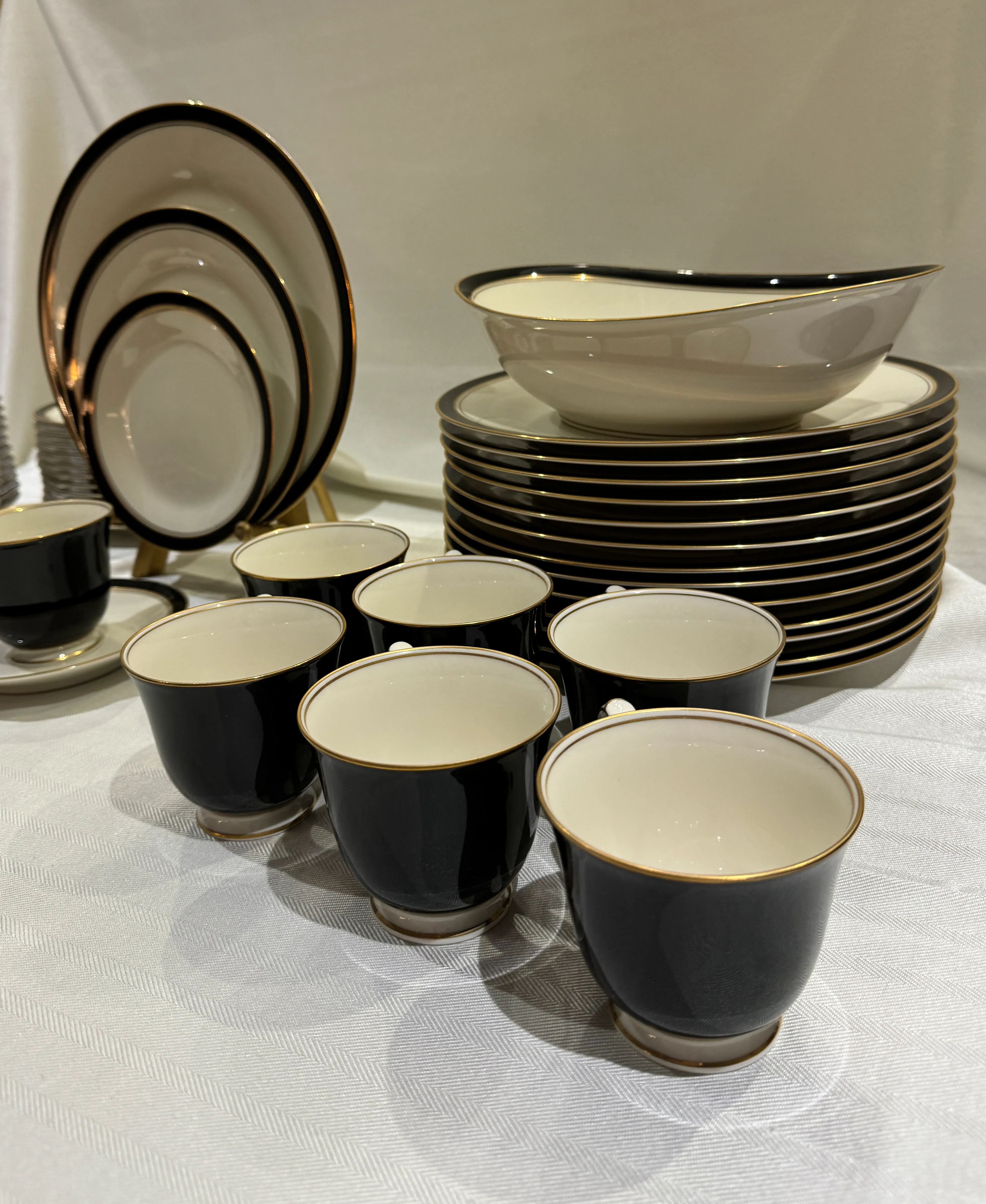 1990s Noritake Ivory China Model 7274 Ivory & Ebony, Made in Japan