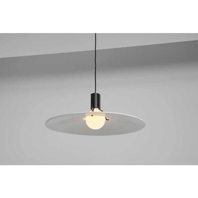 Model 2133 Hanging Light by Gino Sarfatti for Arteluce, 1972, Set of 2 For Sale - Image 3 of 13