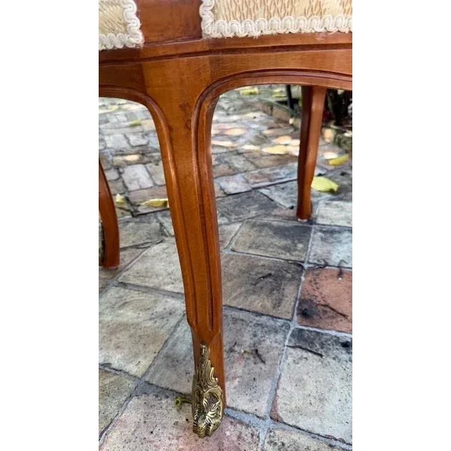 Late 20th Century Louis XV-Style Dining Chairs by La Maison Élégante Pour Les Meubles Français- Set of 6 For Sale - Image 13 of 17