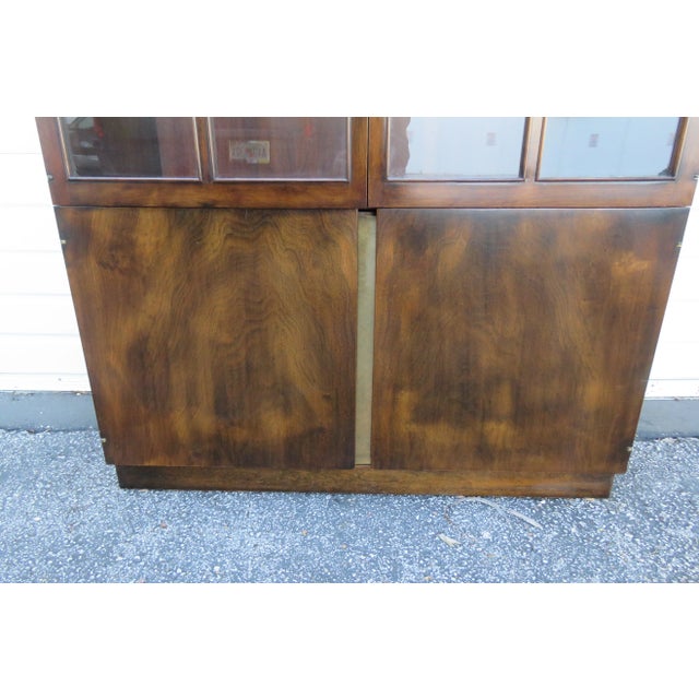 John Widdicomb Hollywood Regency China Display Cupboard Cabinet For Sale - Image 10 of 12