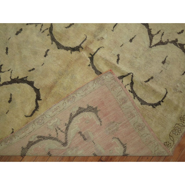 Mid 20th Century Vintage Turkish Anatolian Rug - 4'11" x 9'2" For Sale - Image 5 of 9