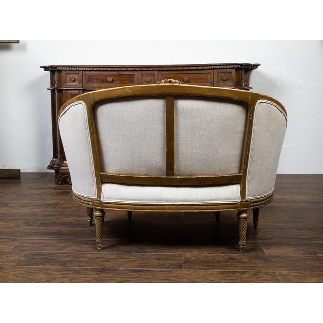 French Louis XVI Style 19th Century Giltwood Upholstered Canapé en Corbeille For Sale - Image 9 of 10