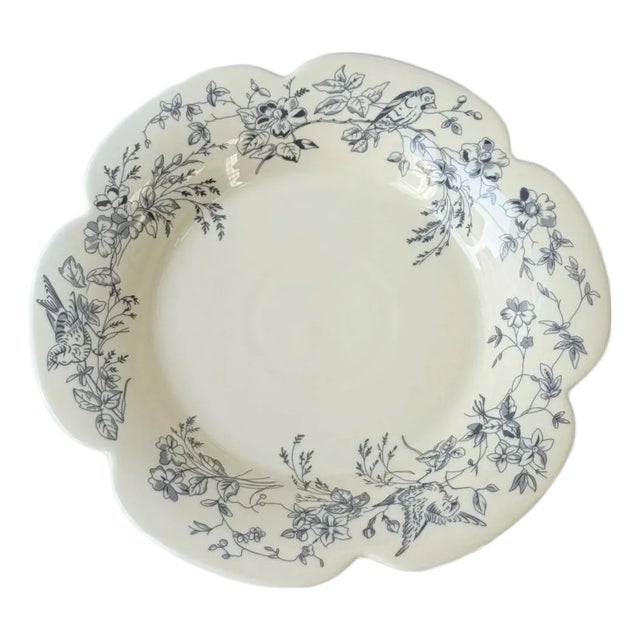 Retro-Style Blue and White Floral and Bird Ceramic Plate For Sale