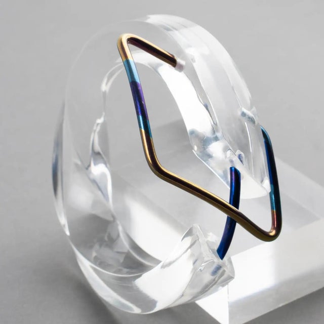 Transparent Lucite Plexiglass Bangle Bracelet with Anodized Aluminum Belt Buckle For Sale - Image 12 of 15