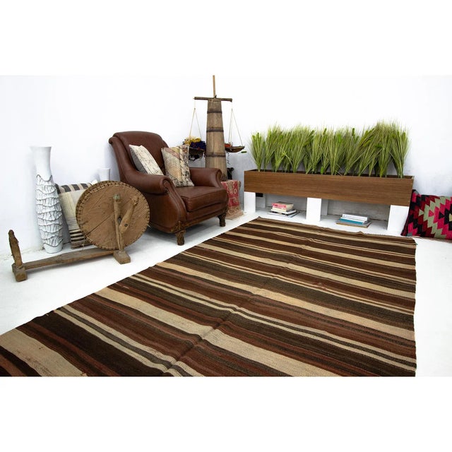 1960s Vintage Kilim Rug- 5′2″ × 10′5″ For Sale In Los Angeles - Image 6 of 7