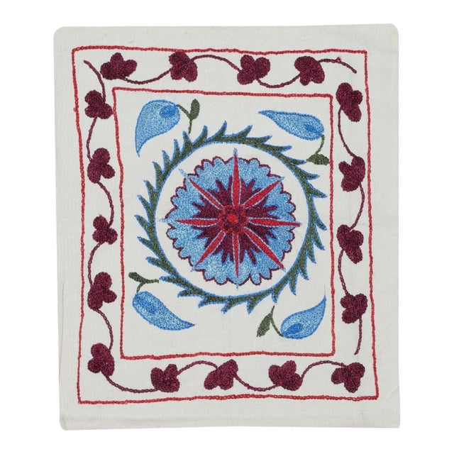 17"x19" Embroidered Cotton Pillowcase. Handmade Cushion. Modern Throw Pillow For Sale