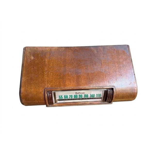 Vintage 1946 Hoffman A300 Wood Tabletop Tube Radio For Sale - Image 4 of 9
